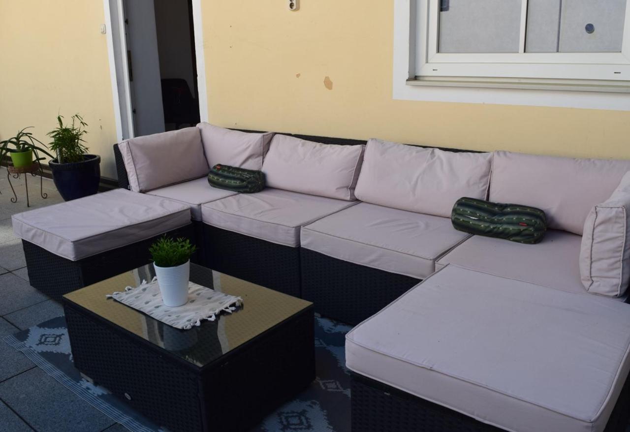 Bullsliving Seeapartment 1 Am Corso Velden am Woerthersee Ngoại thất bức ảnh